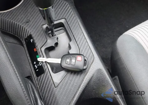 2015 Toyota Rav4 Le z USA, uszkodzony, nr VIN 2T3BFREV3FW245623